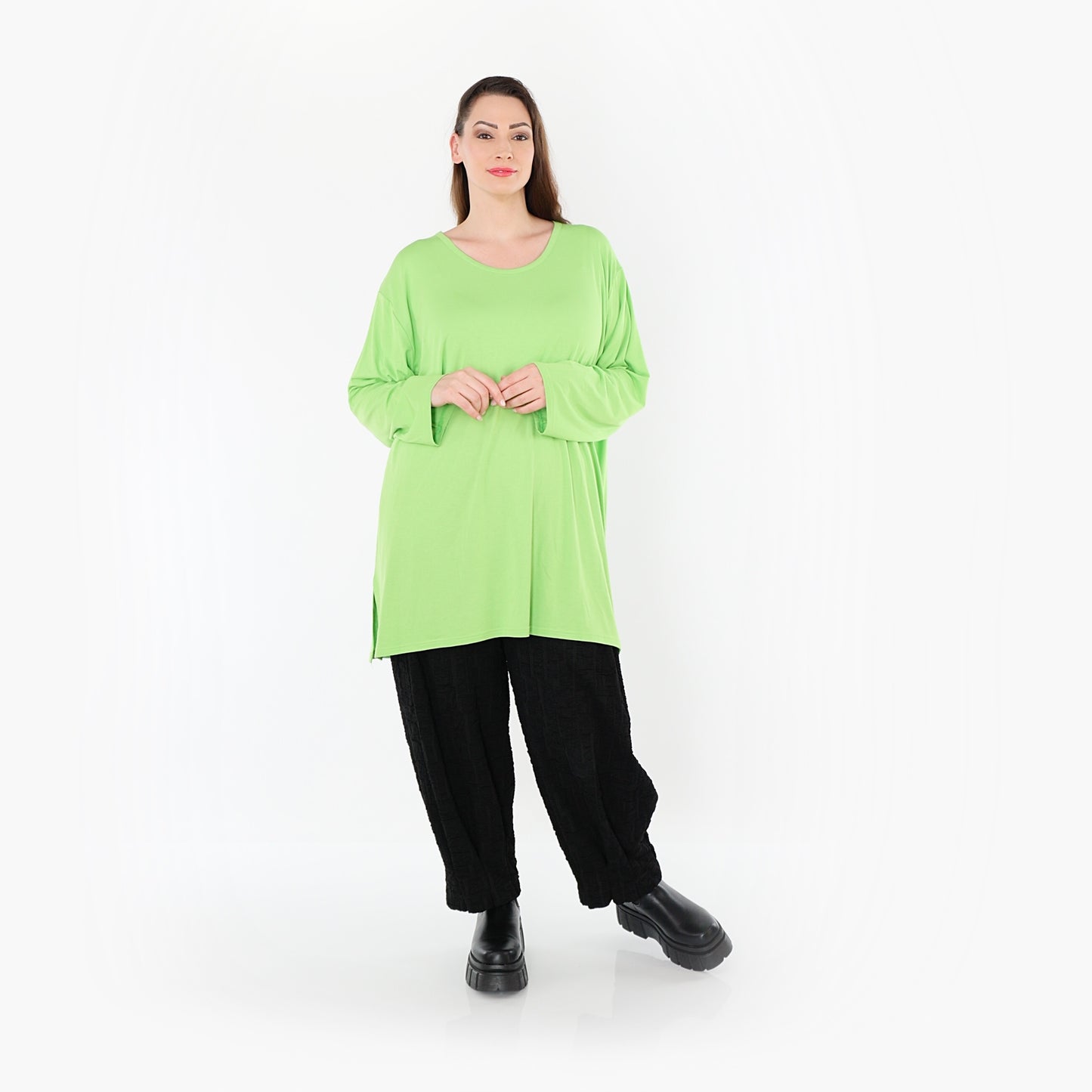 07054 "BasicLove" Tunic – Apple green