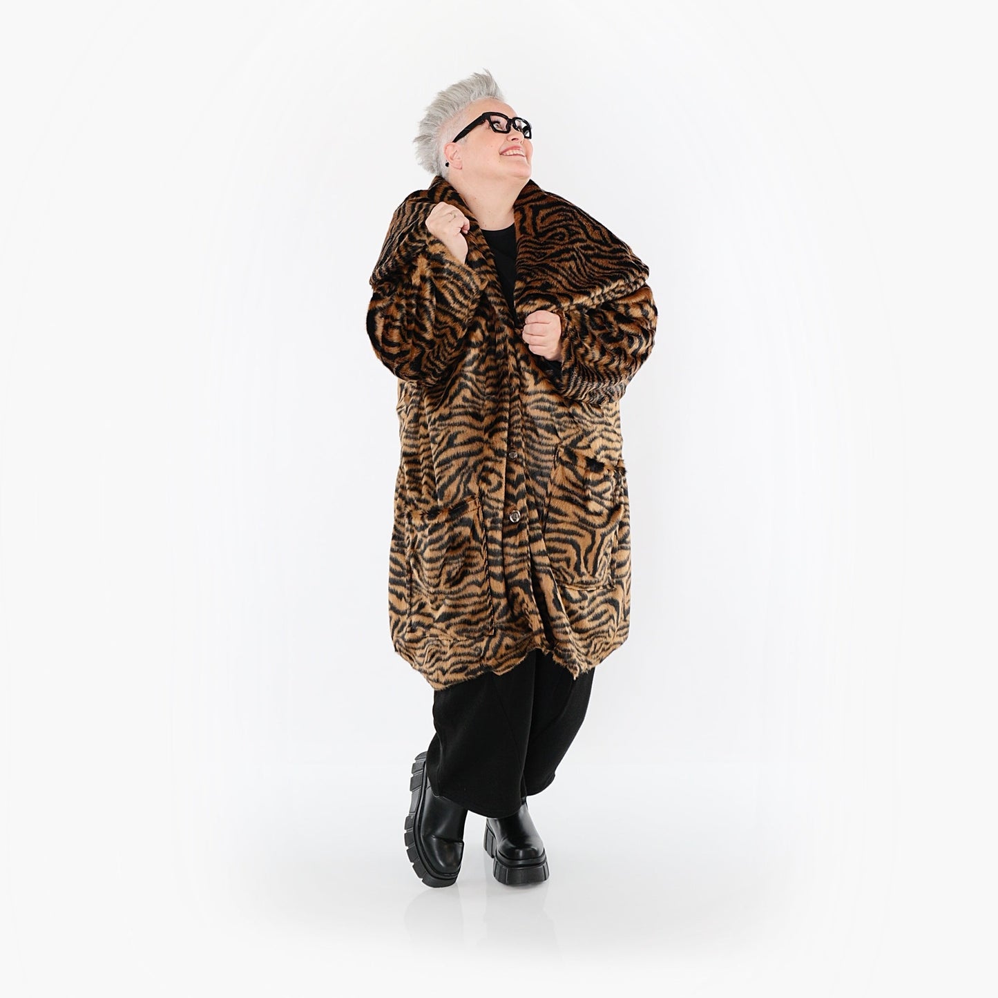 Akh 1533 01776 Coat Cognac Black 8